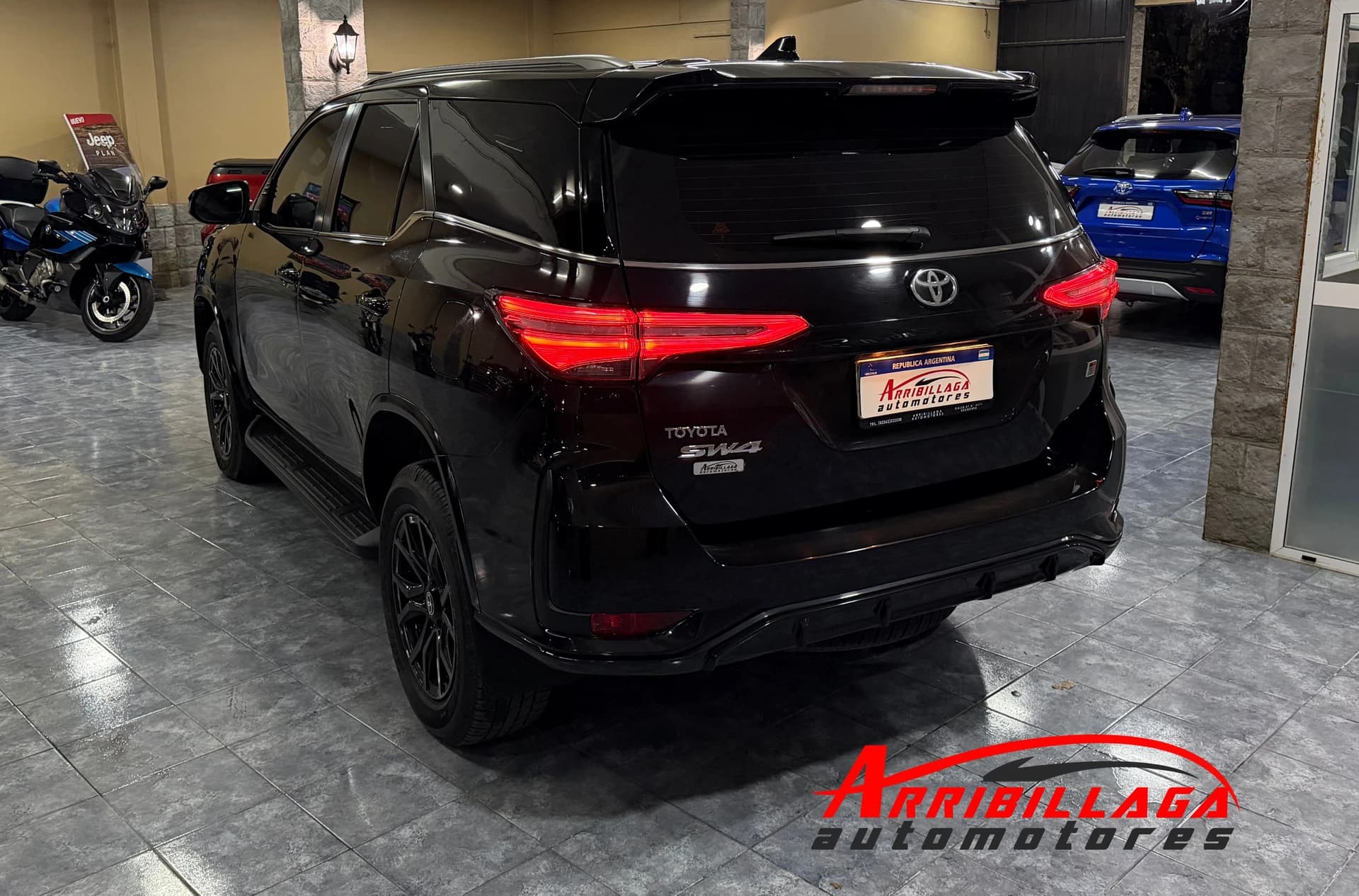 TOYOTA Hilux - Imagen 3