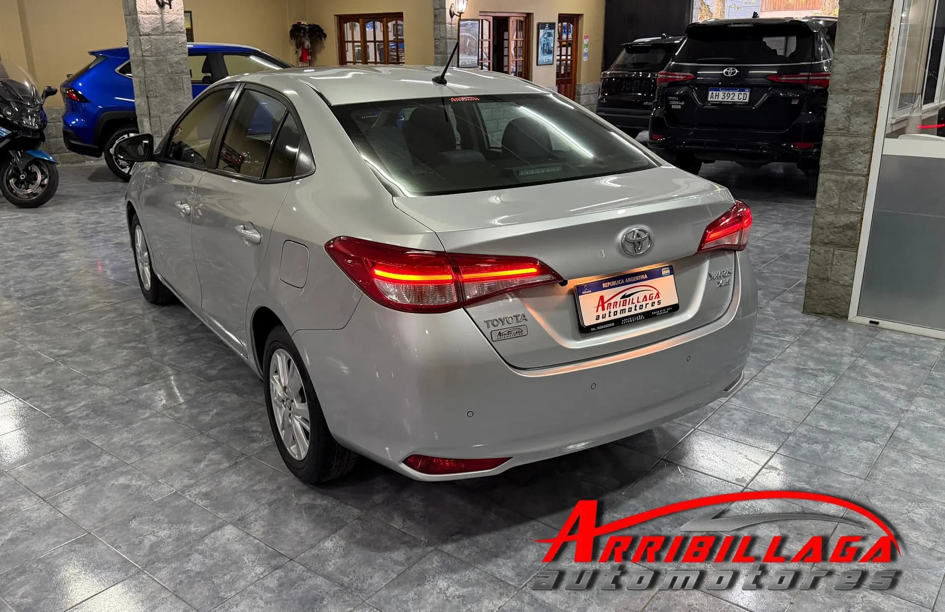 TOYOTA Yaris - Imagen 3
