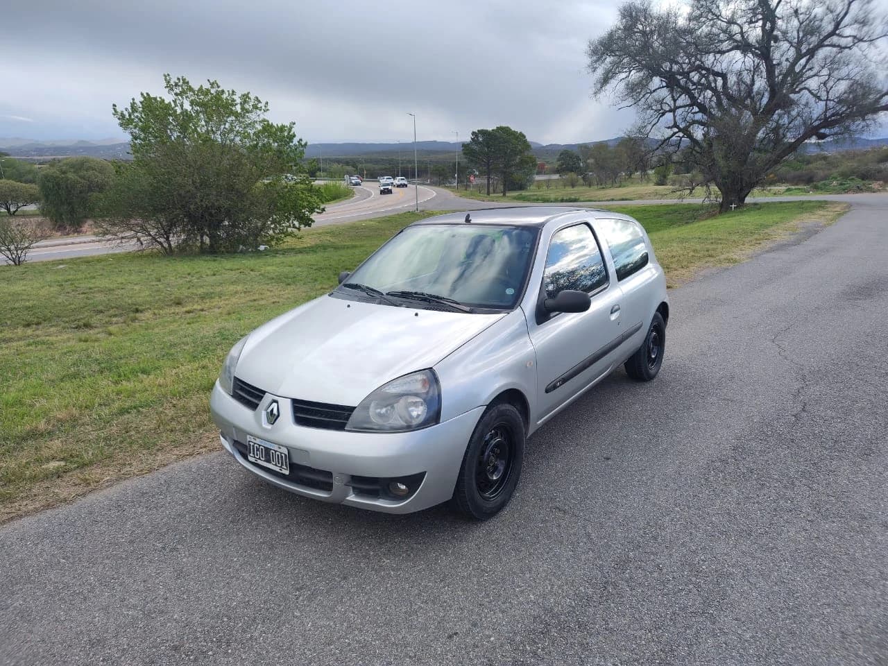 RENAULT Clio Mío 2010