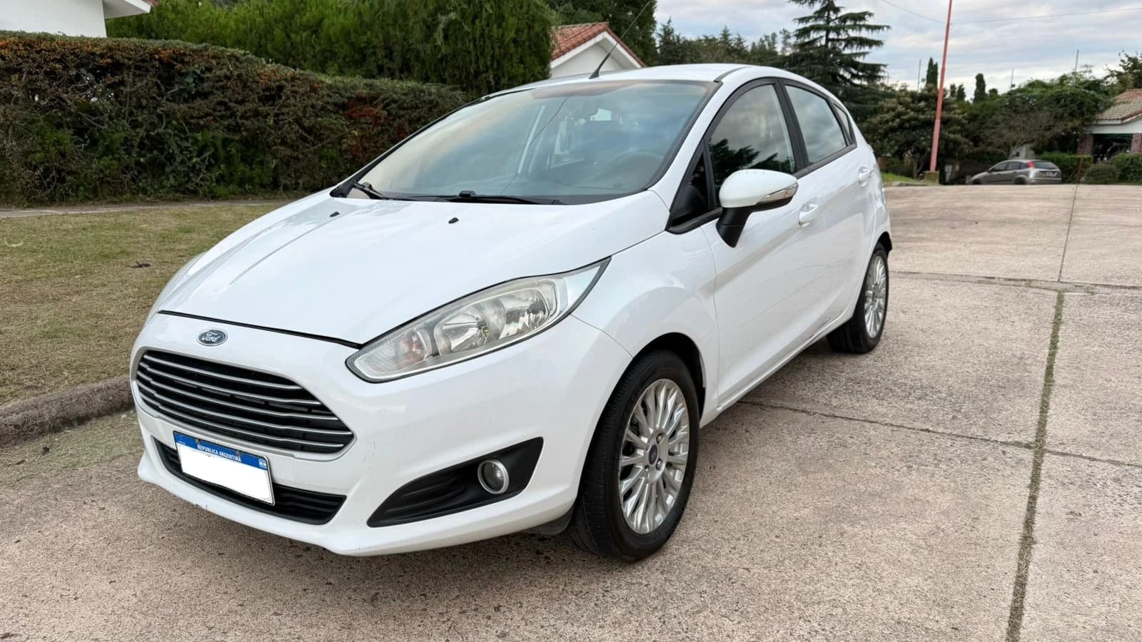 FORD Fiesta KD 2016