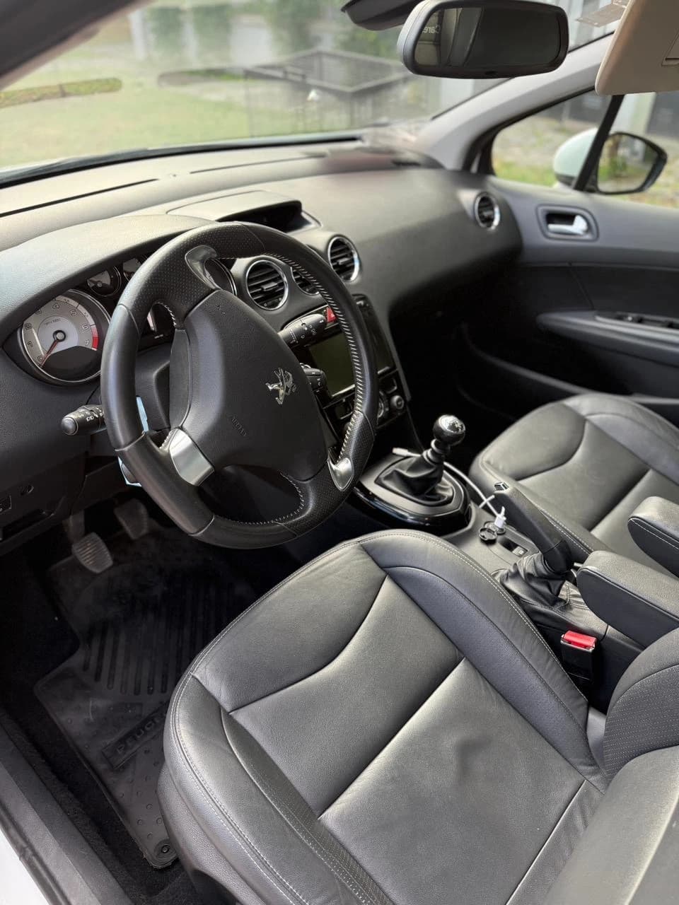 PEUGEOT 308 - Imagen 4