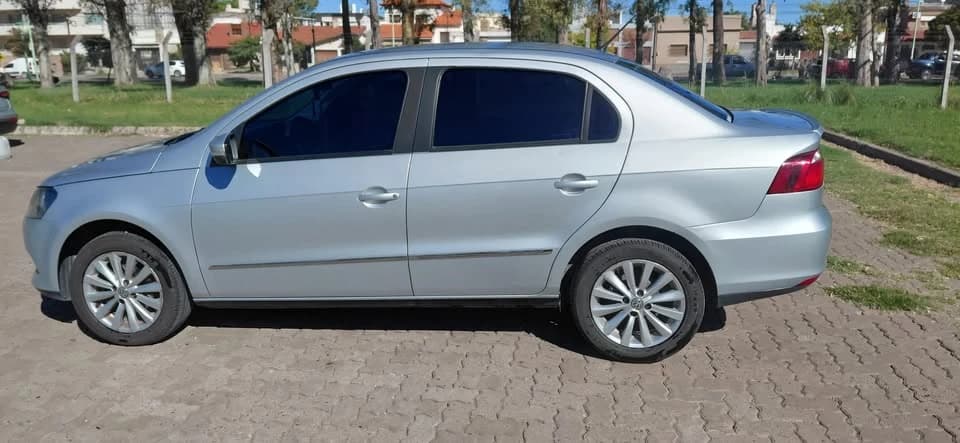 VOLKSWAGEN Voyage - Imagen 5
