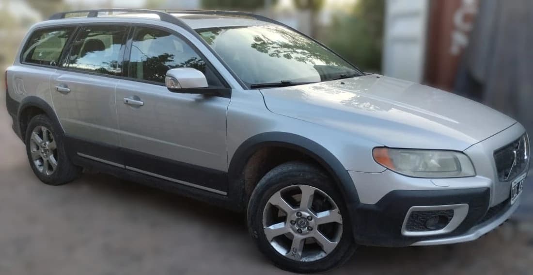 VOLVO XC70 - Imagen 2