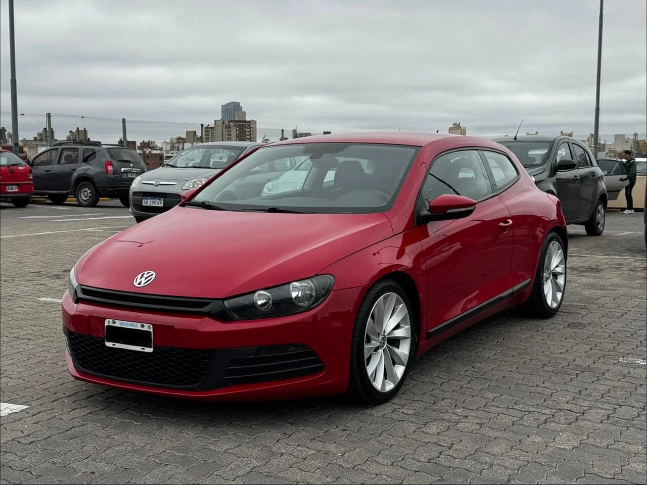 VOLKSWAGEN Scirocco 2013