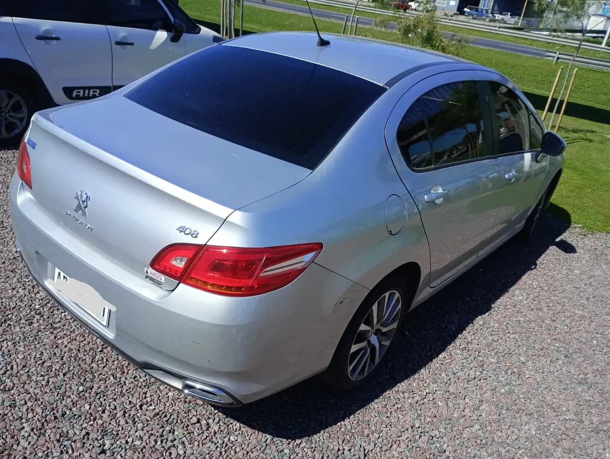 PEUGEOT 408 - Imagen 4