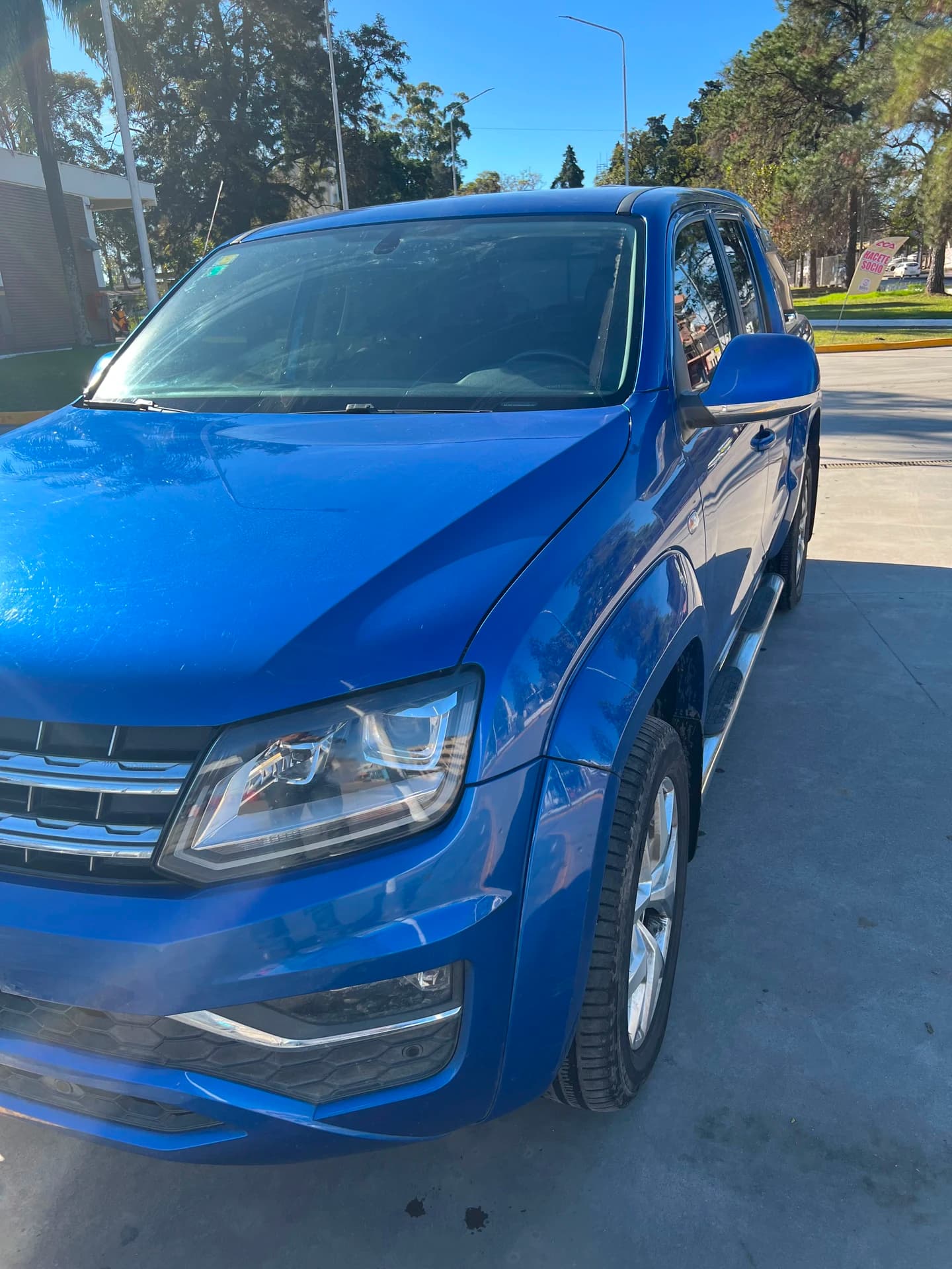VOLKSWAGEN Amarok - Imagen 2