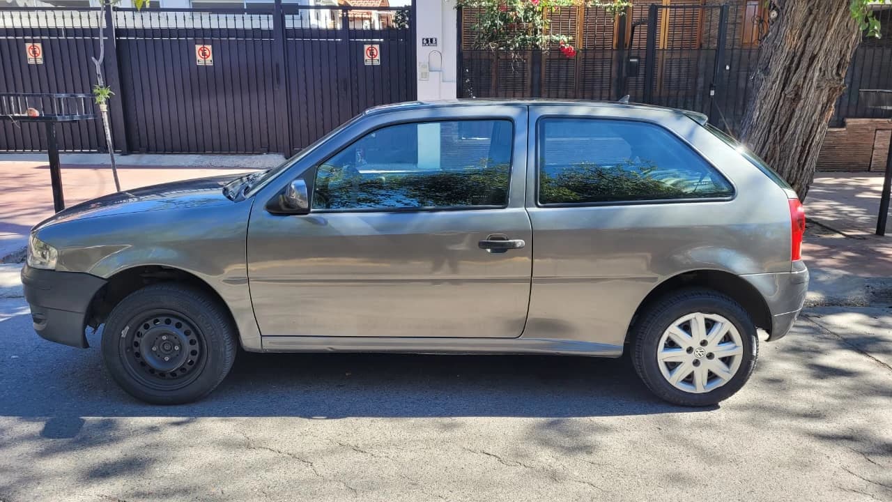 VOLKSWAGEN Gol - Imagen 2