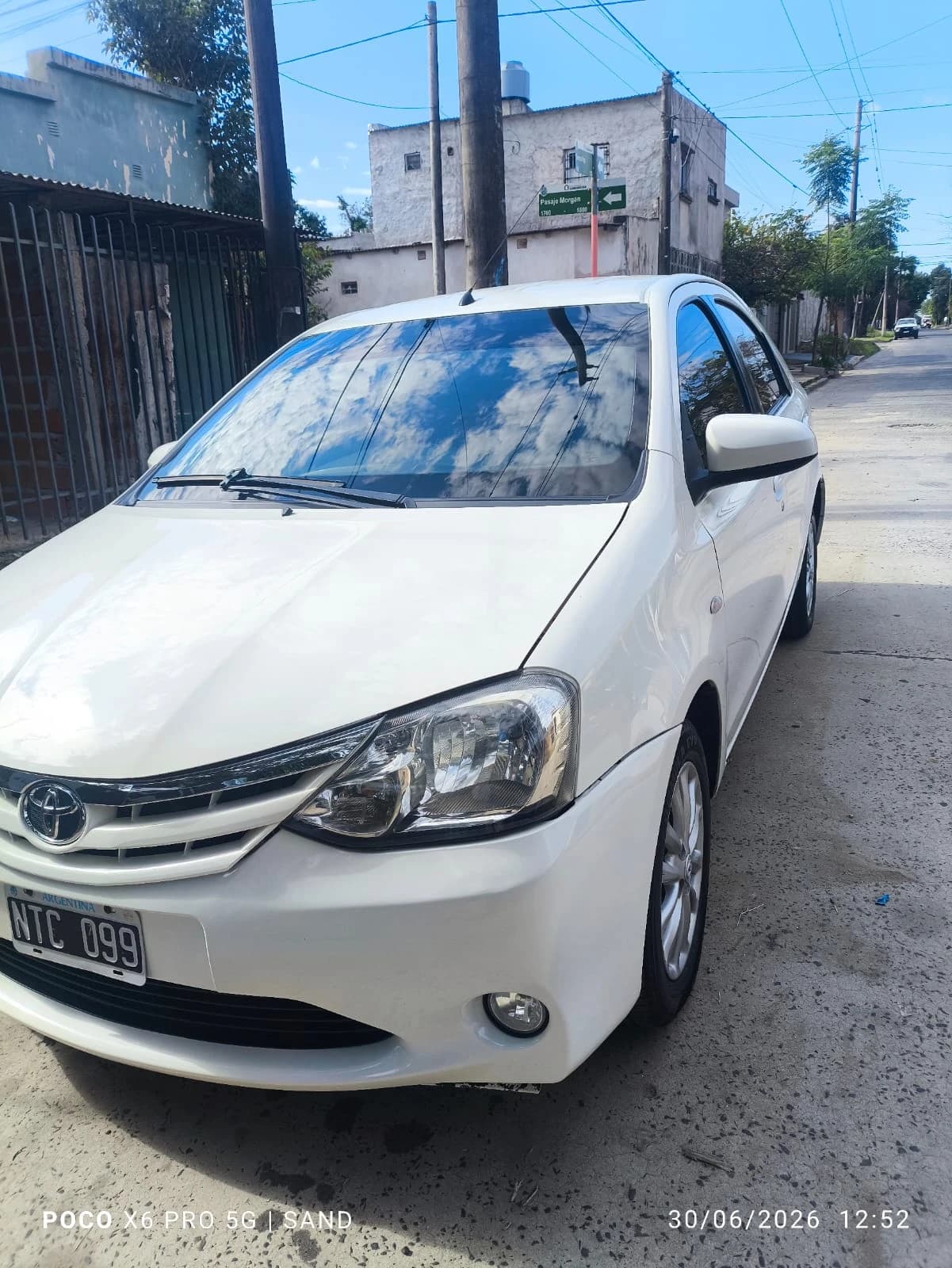 TOYOTA Etios 2014