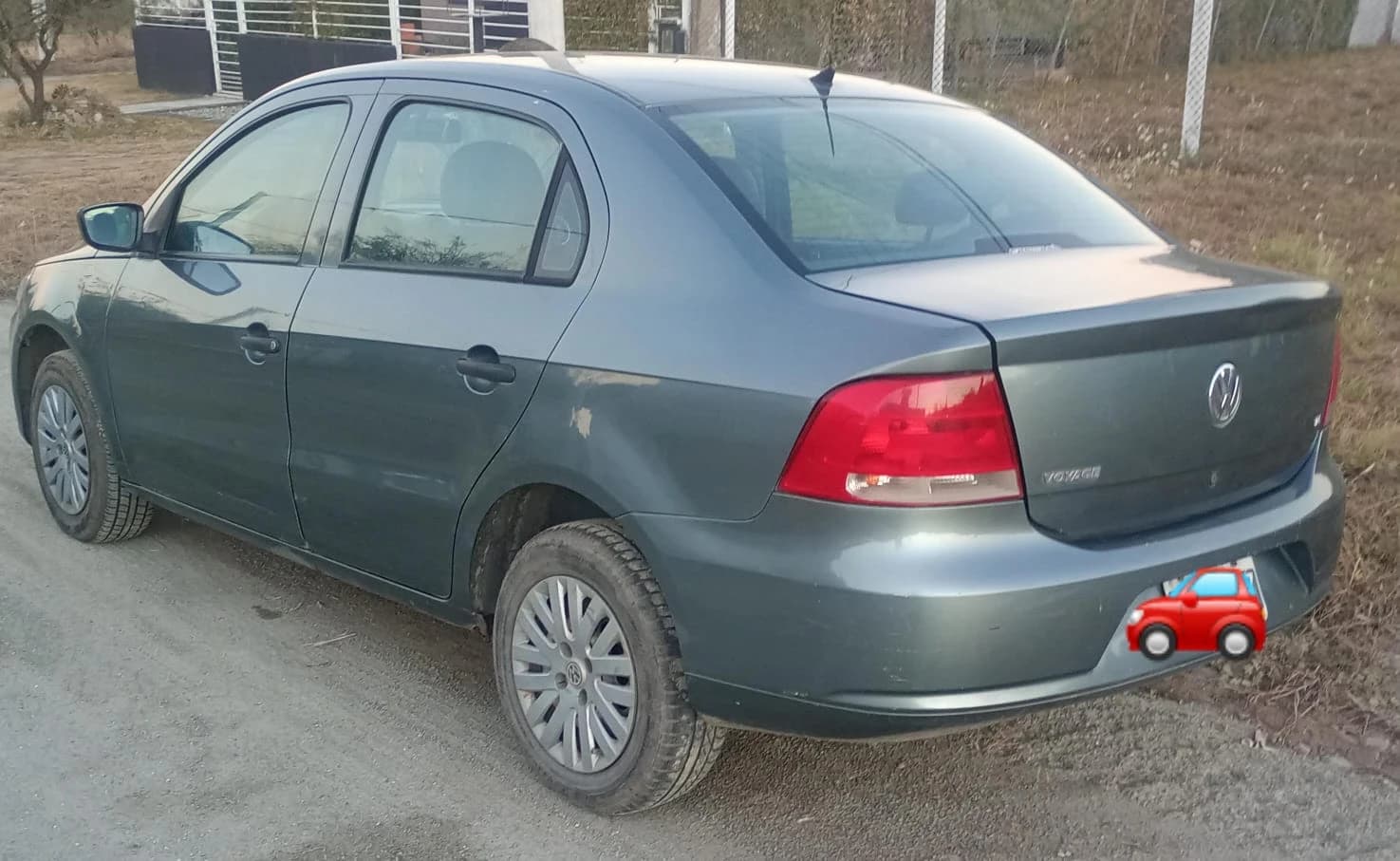 VOLKSWAGEN Voyage - Imagen 4