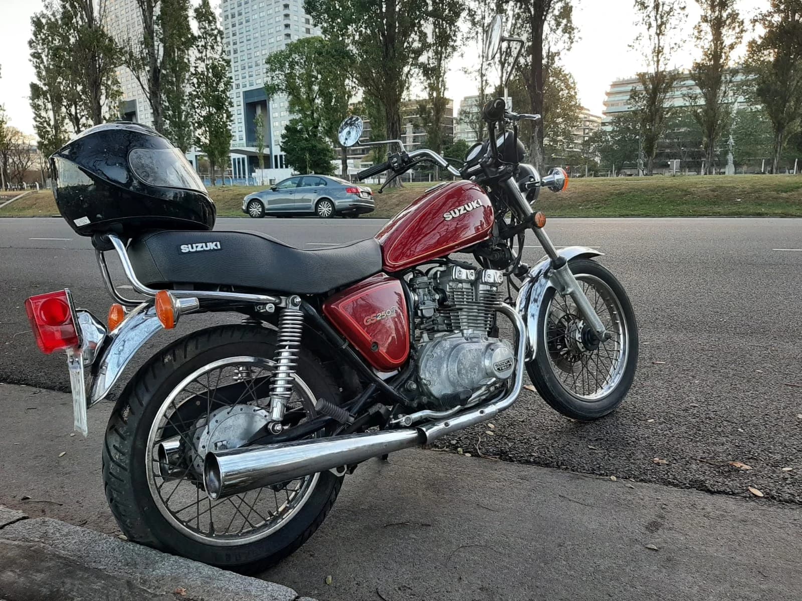 SUZUKI Street / Sport 1981