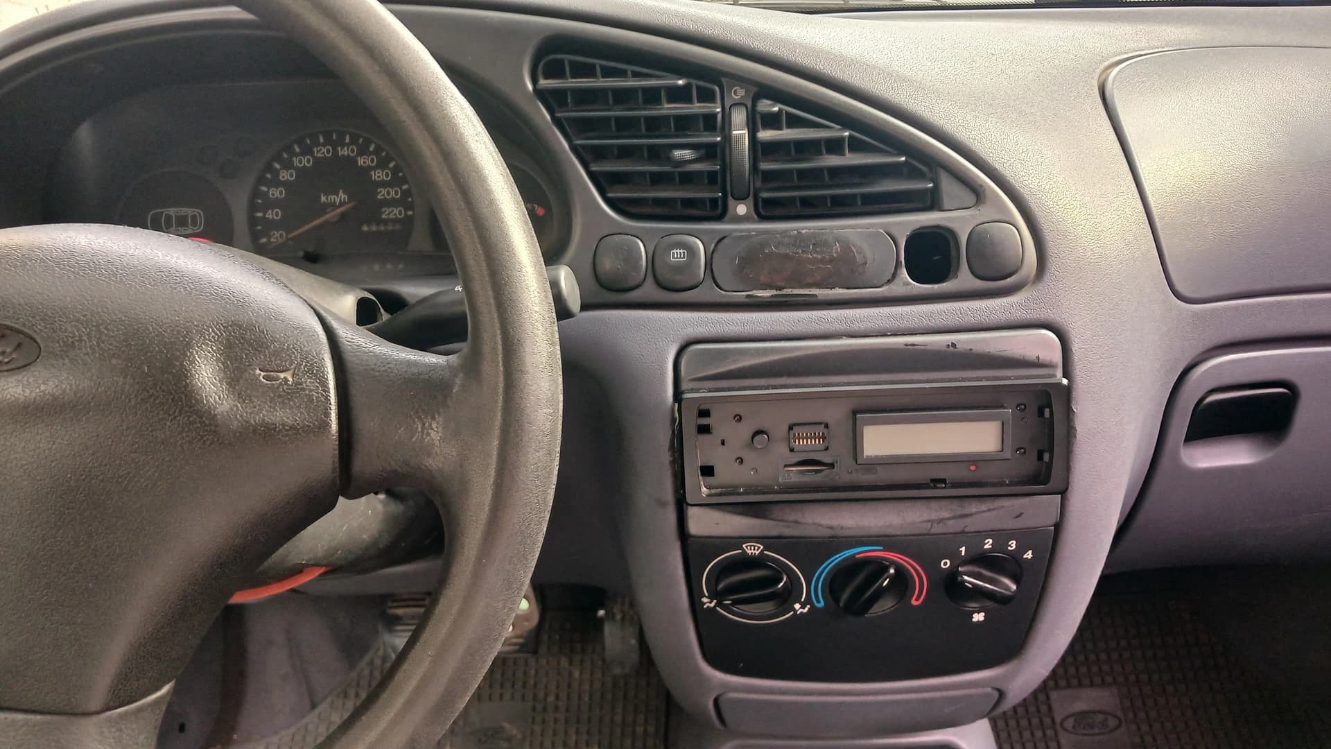 FORD Fiesta - Imagen 3