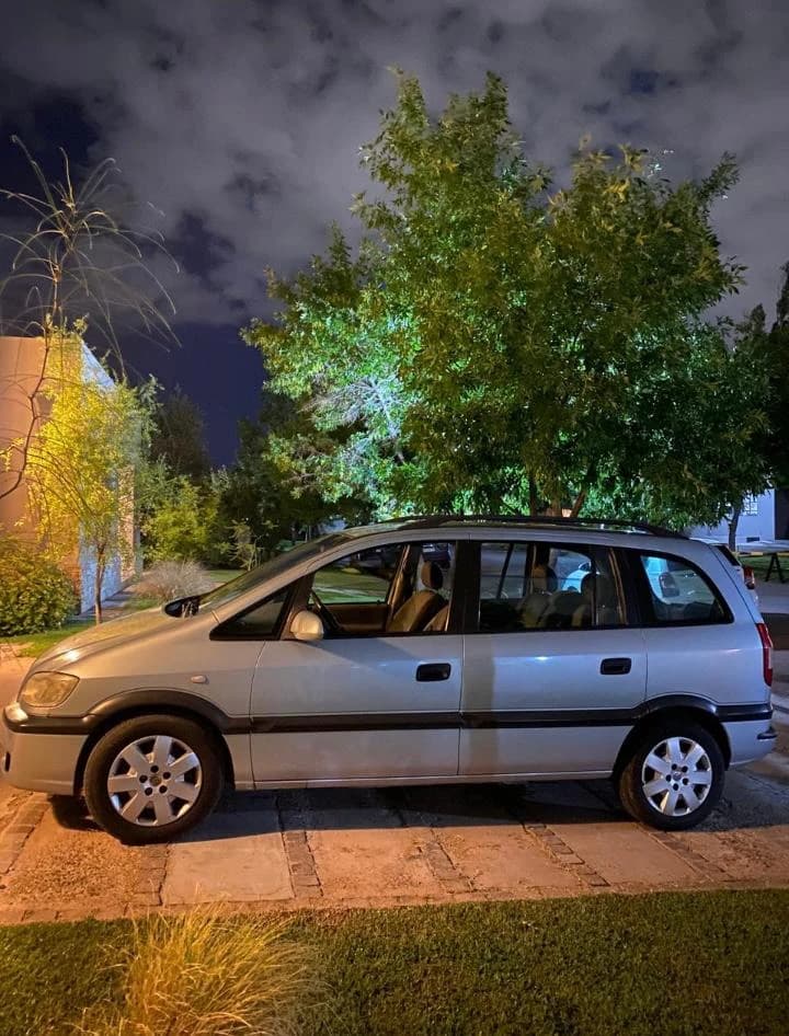 CHEVROLET Zafira 2010