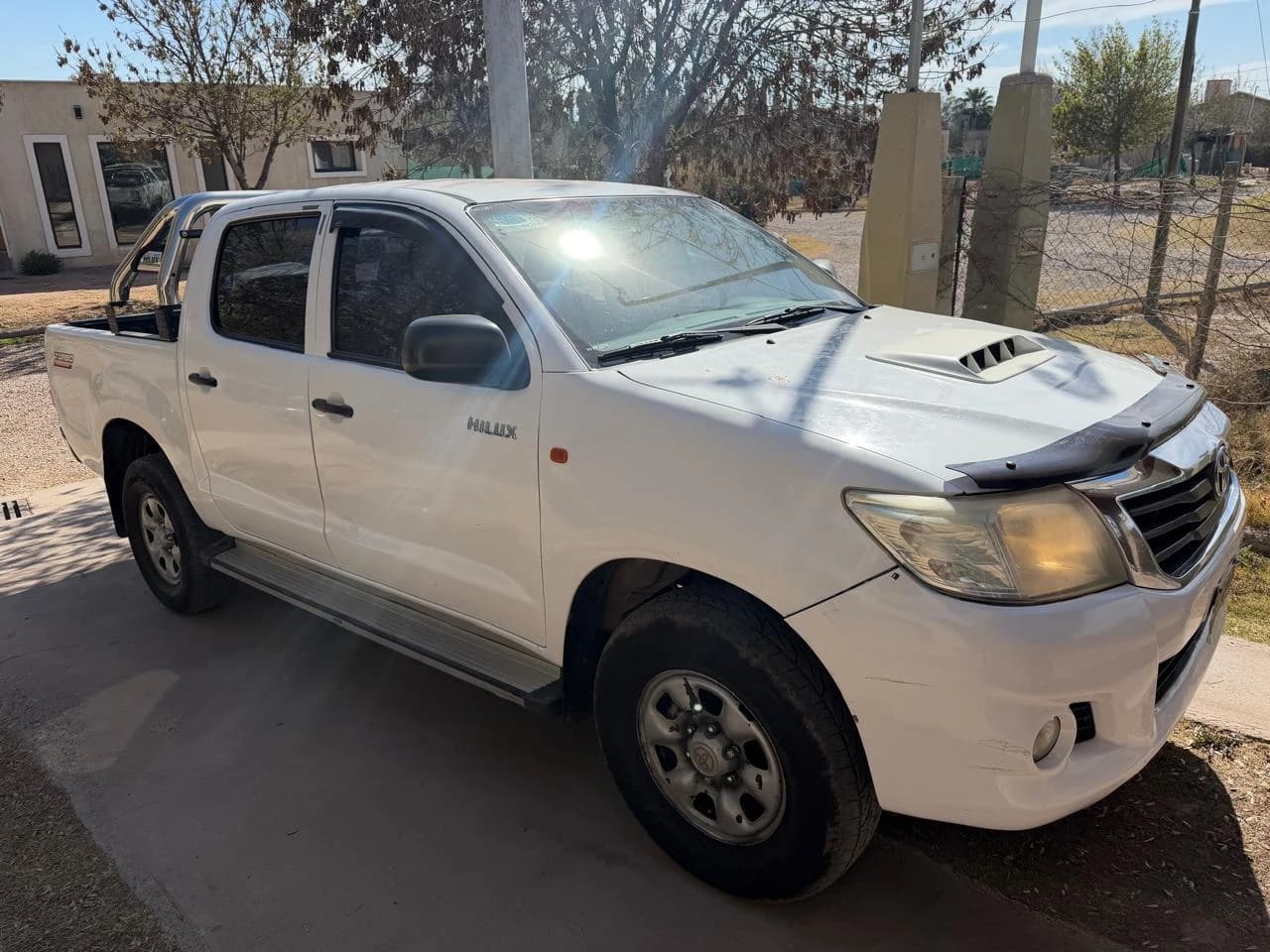 TOYOTA Hilux - Imagen 5