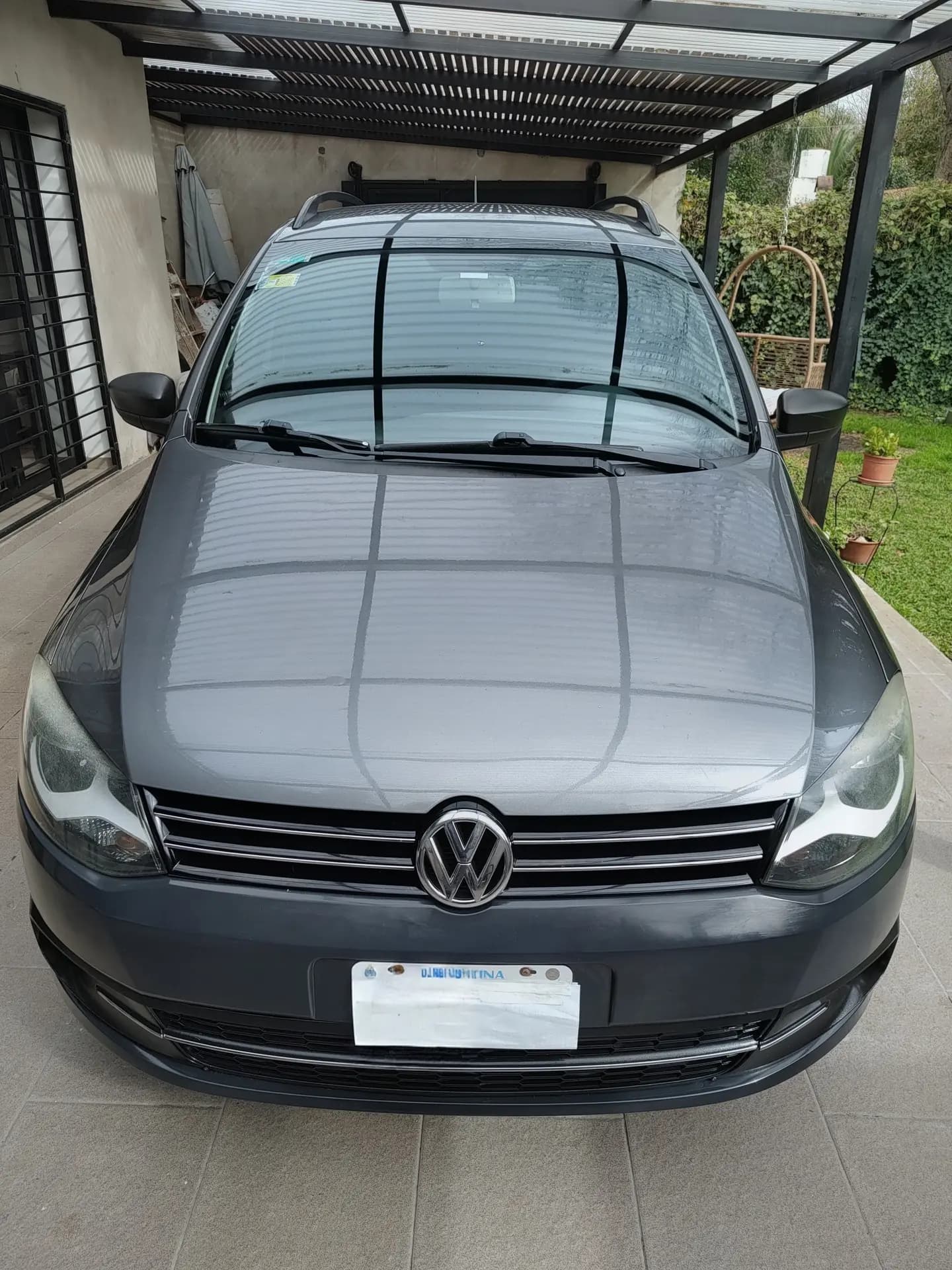 VOLKSWAGEN Suran 2014