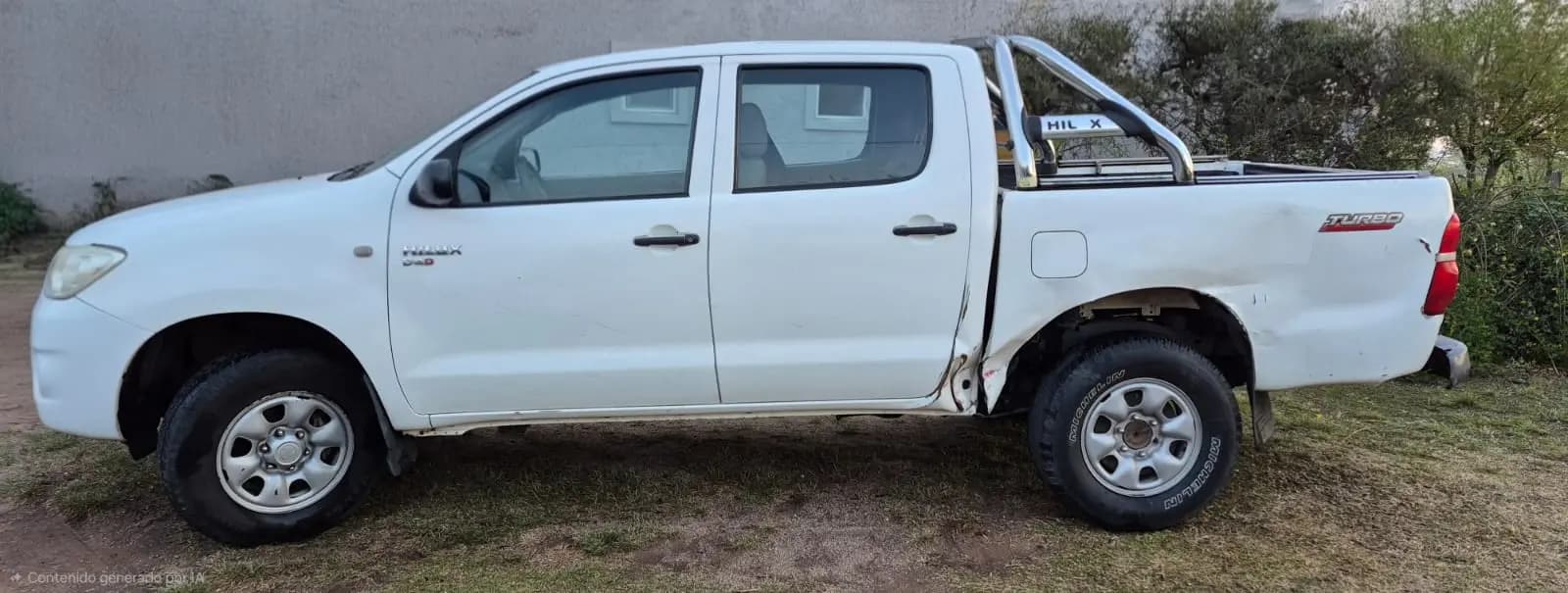 TOYOTA Hilux - Imagen 2
