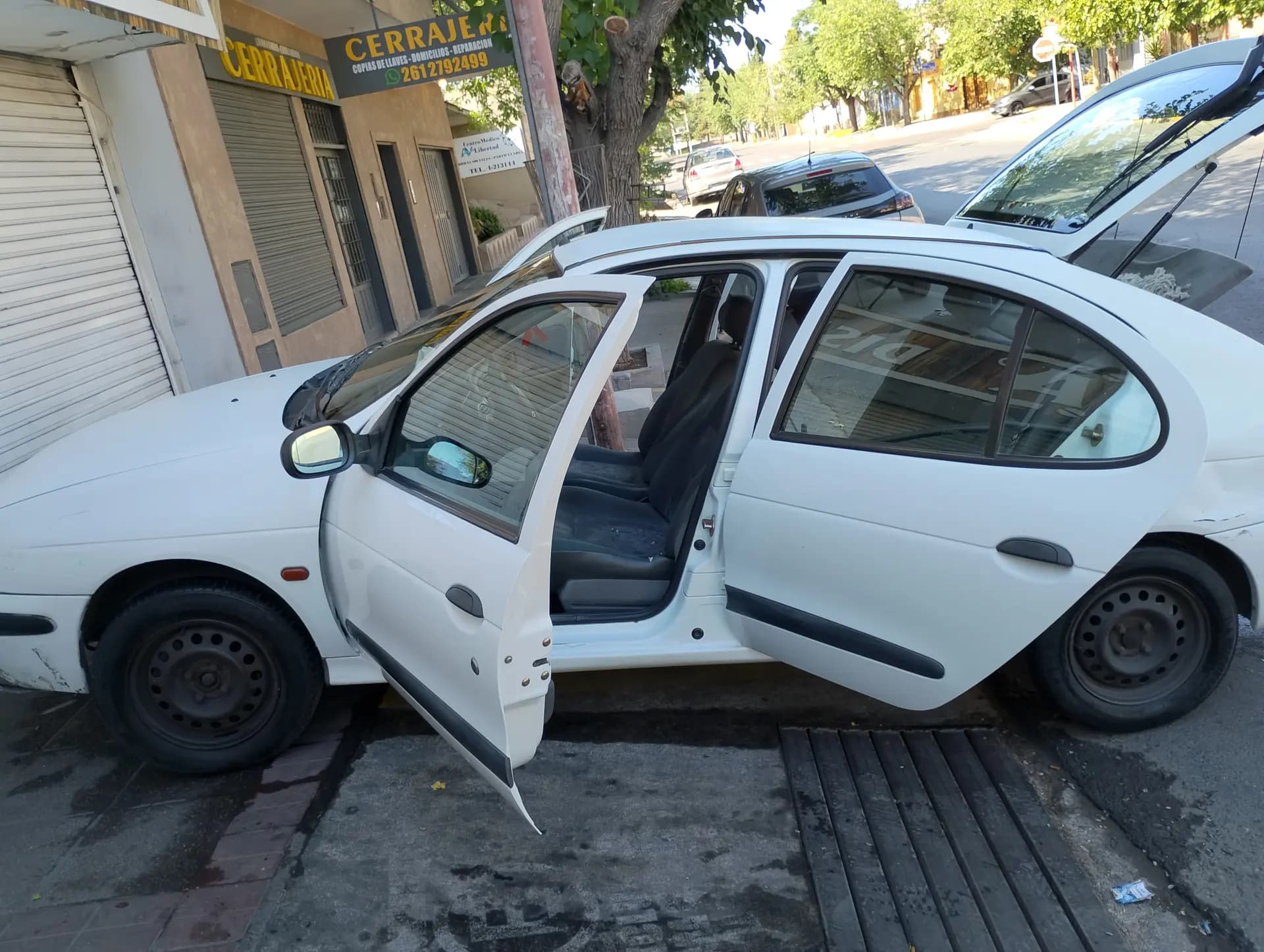 RENAULT Mégane II - Imagen 2